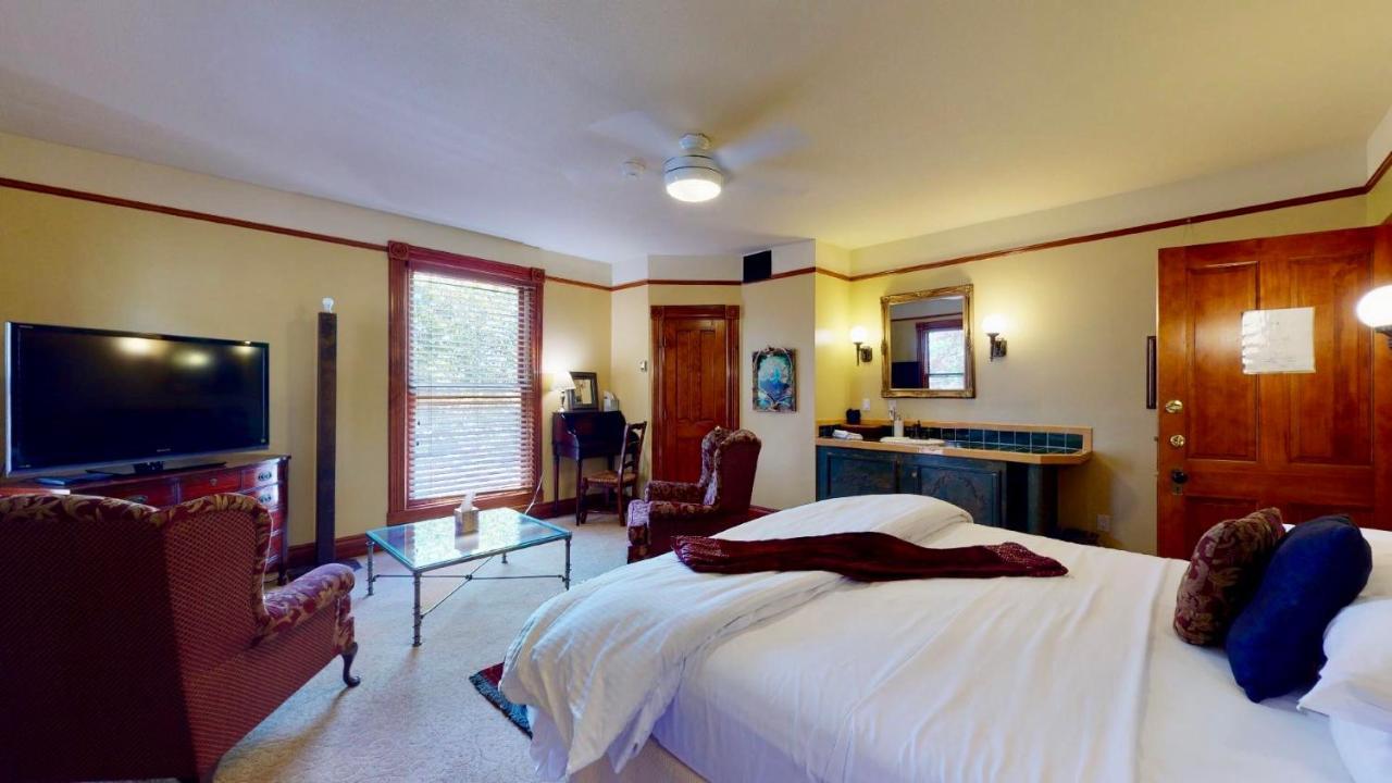 אלבוקרקי El Cuervo Abq Guest Rooms מראה חיצוני תמונה