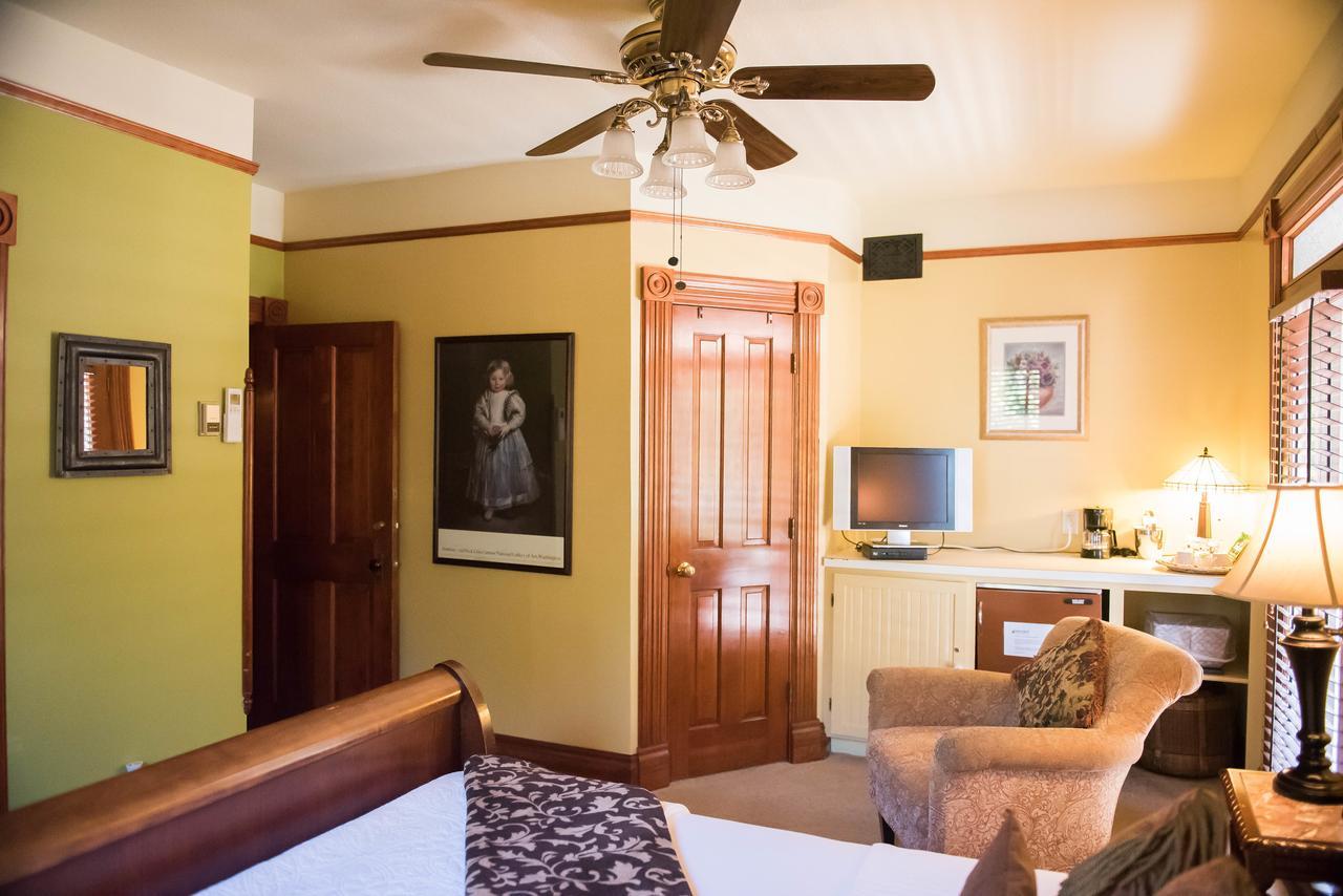 אלבוקרקי El Cuervo Abq Guest Rooms מראה חיצוני תמונה